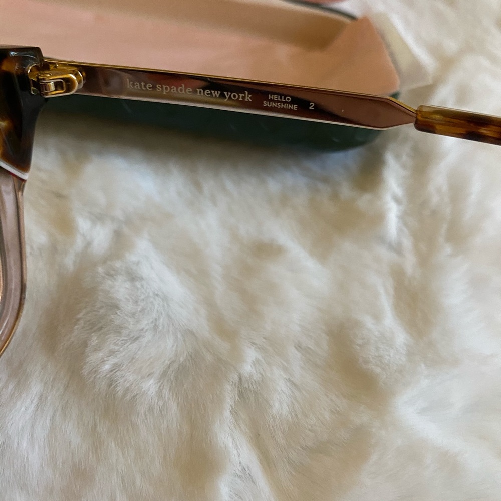 Kate spade ♠️ sunglasses - Picture 8 of 8